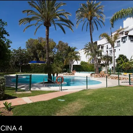 Puerto Banus !!! Piscine Et A Proximite Apartman *