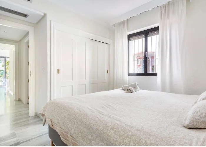 아파트 Puerto Banus !!! Piscine Et A Proximite 마르베야