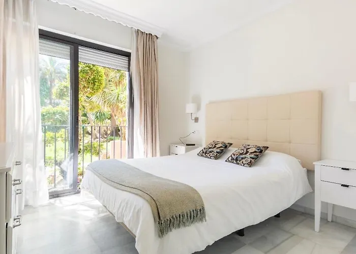 Puerto Banus !!! Piscine Et A Proximite Appartement