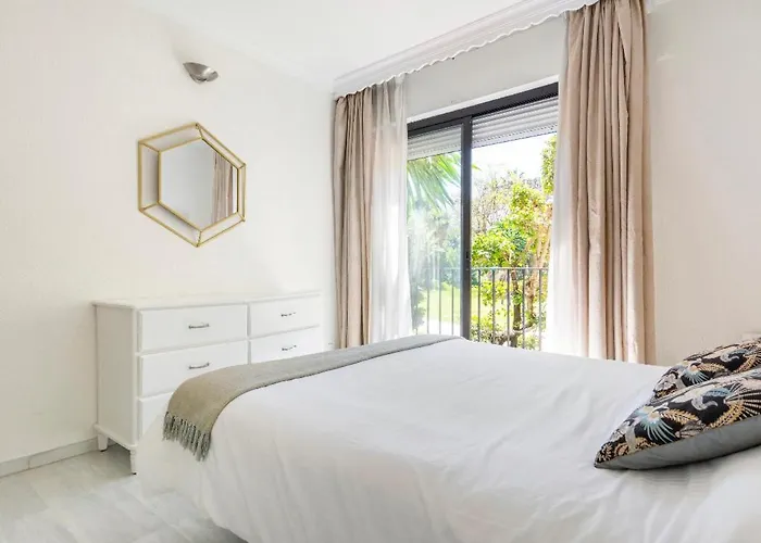 Puerto Banus !!! Piscine Et A Proximite Appartement