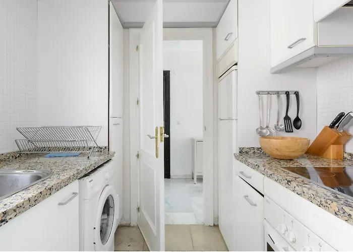 Puerto Banus !!! Piscine Et A Proximite Appartement